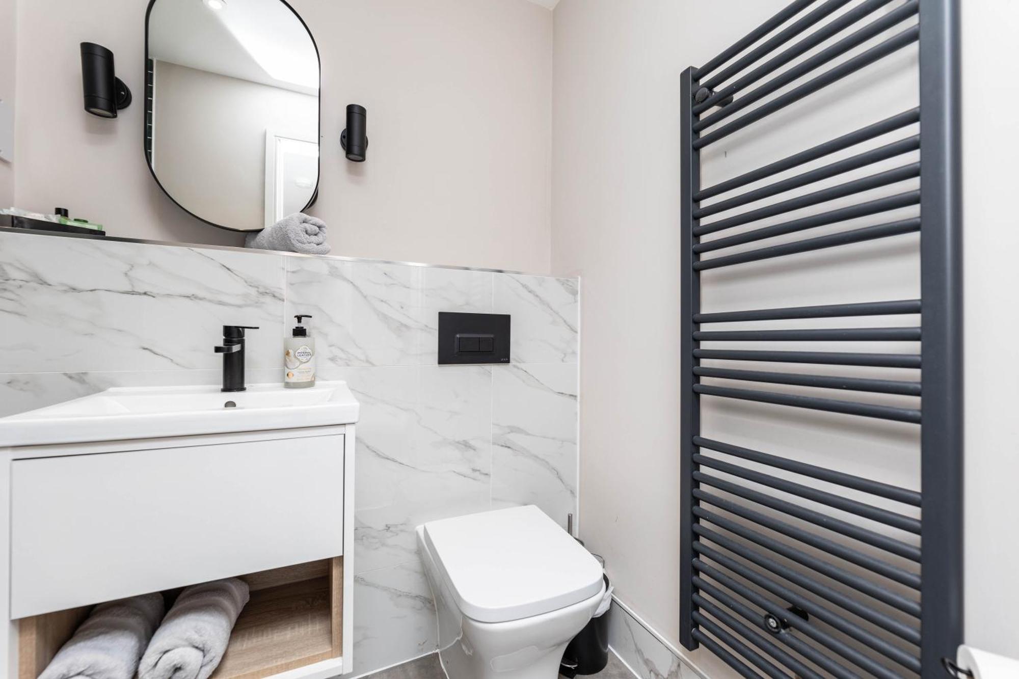 Modern 1Bed Flat In The Heart Of Leeds City Centre ภายนอก รูปภาพ